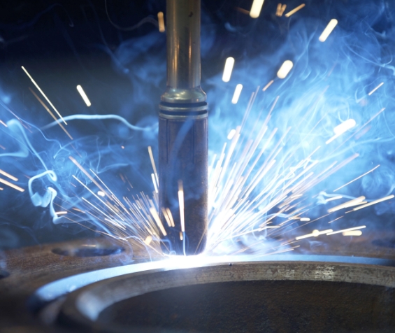 how does a robotic welding cell work